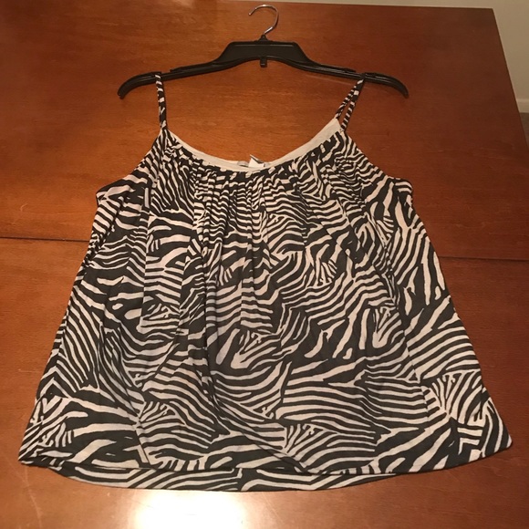 H&M Tops - Women’s tank top